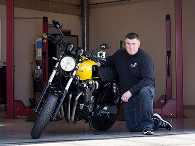 syn af motorcykel og knallert